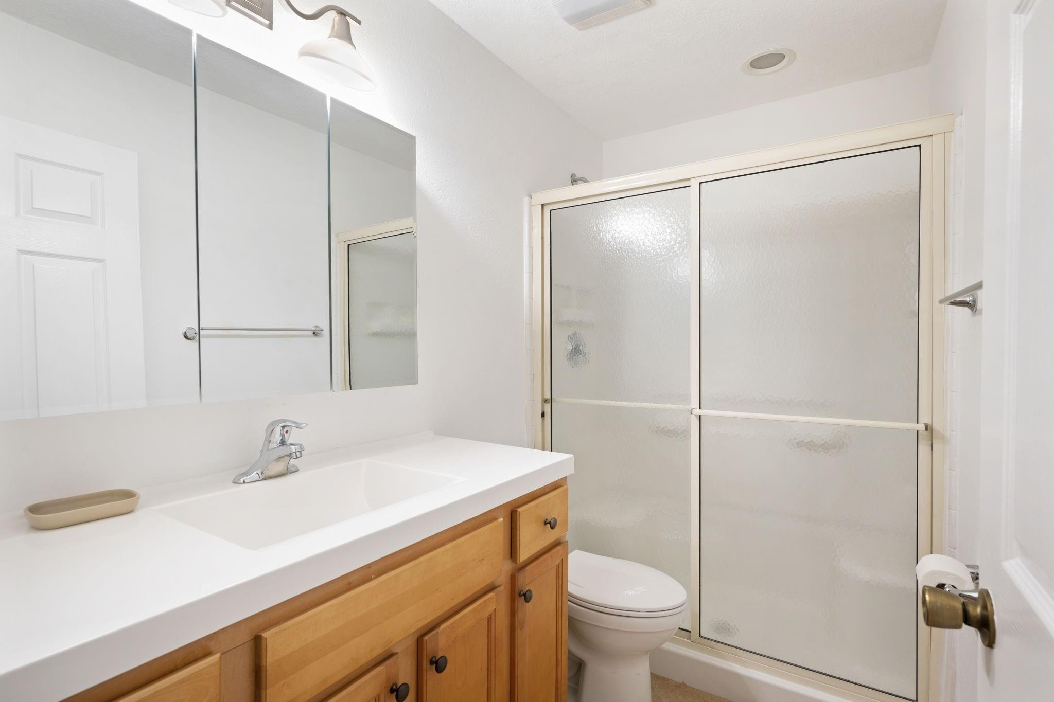 77 Royal Oak CT 102