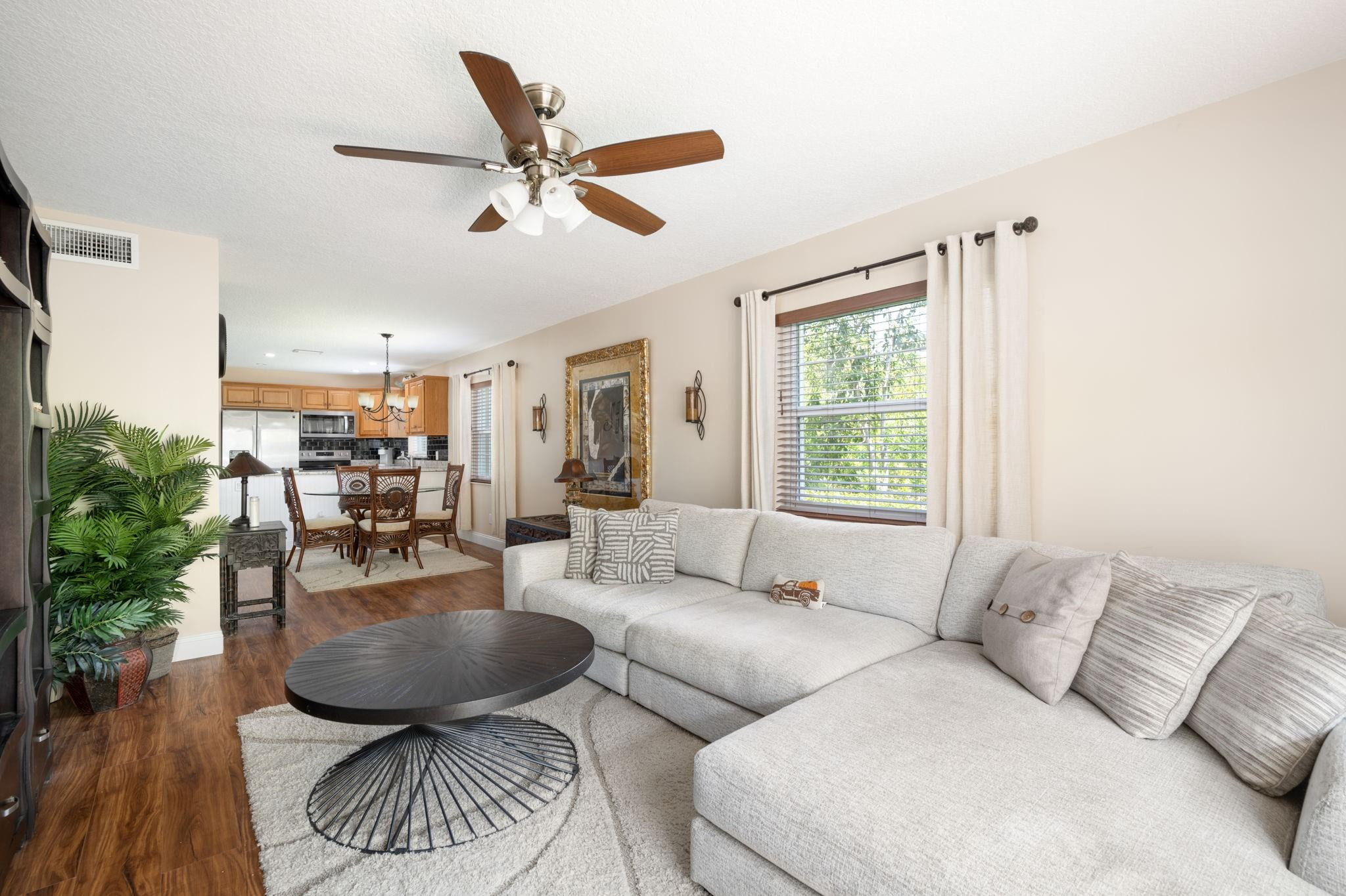 27 Vista Gardens Trl