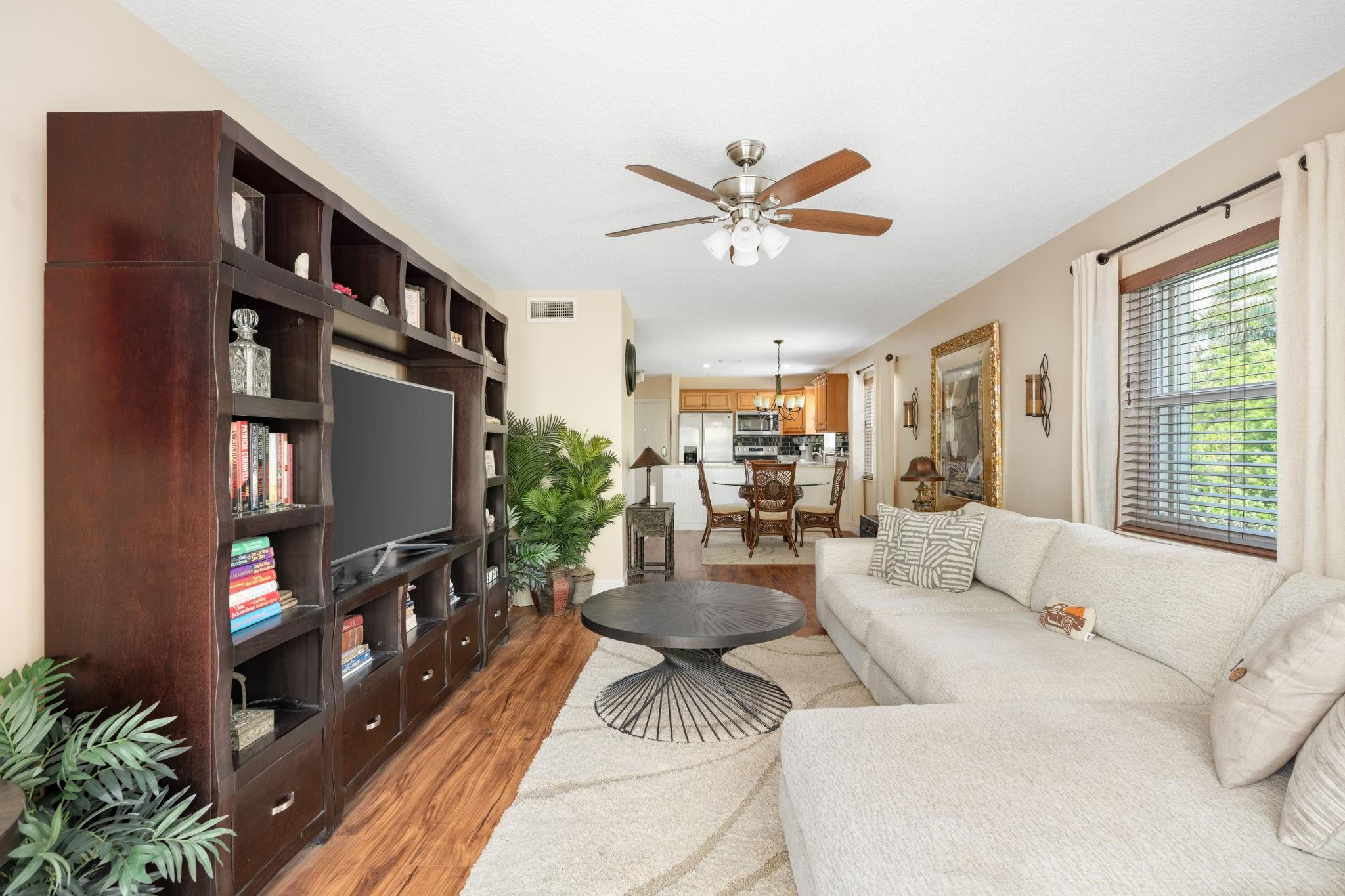 27 Vista Gardens Trl