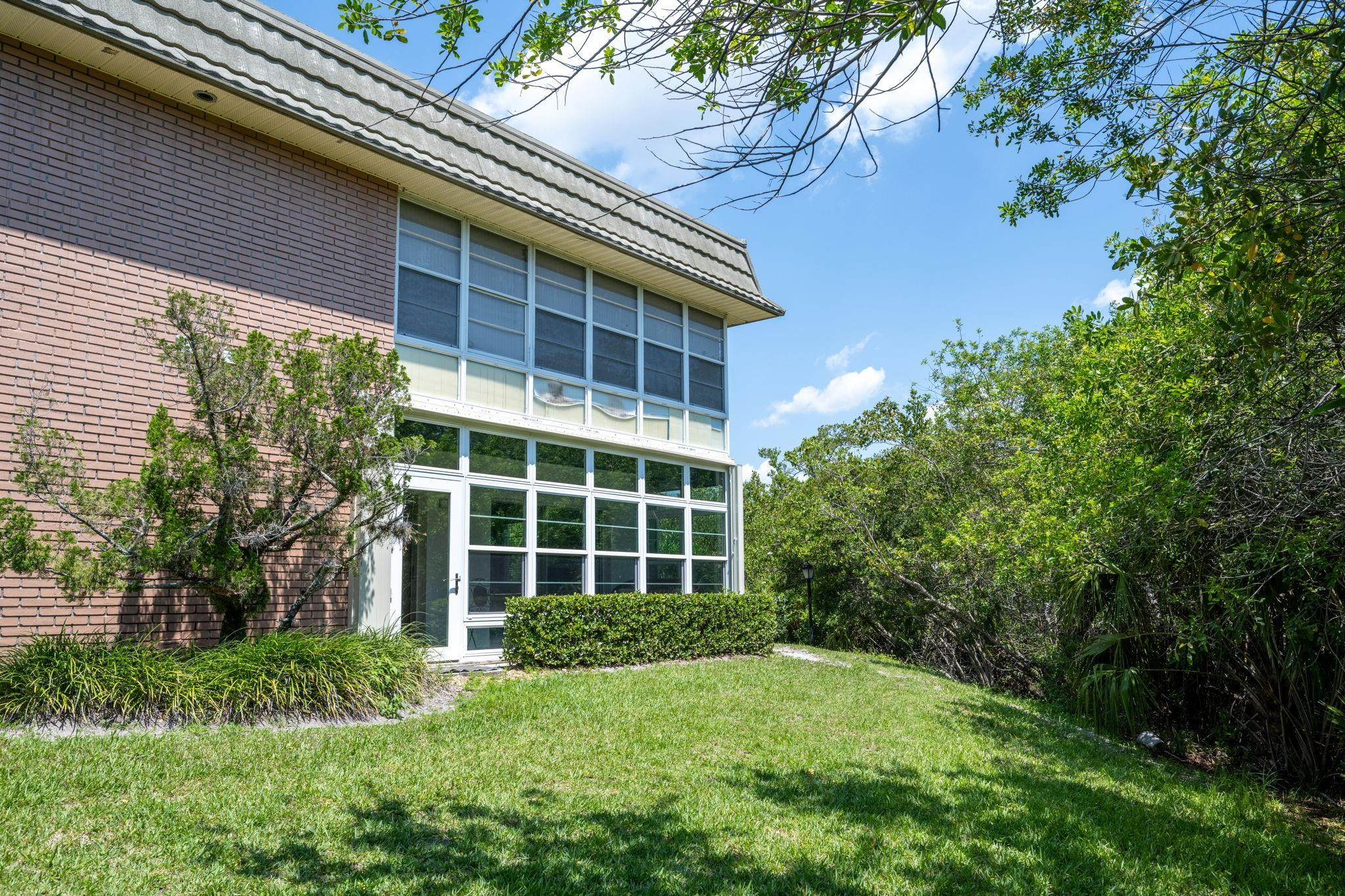 27 Vista Gardens Trl