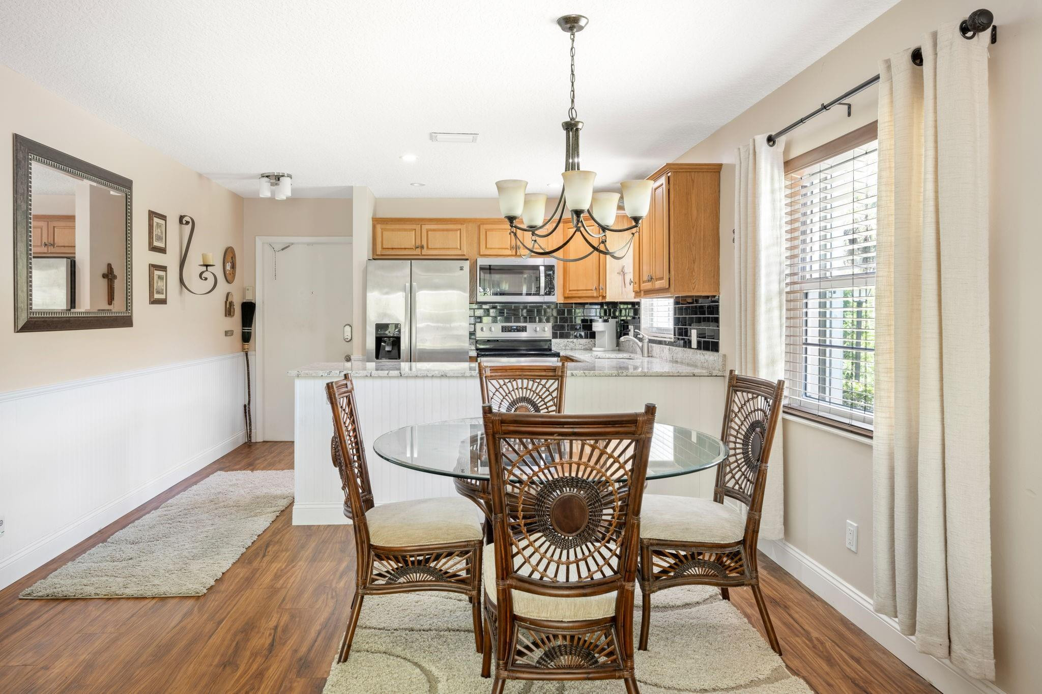 27 Vista Gardens Trl