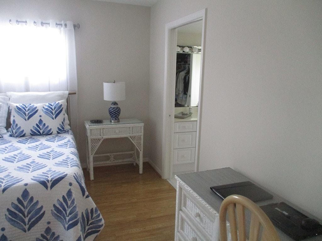 740 Lake Orchid Cir 109