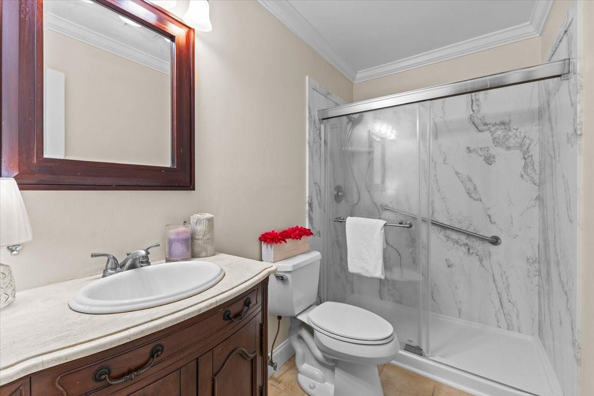 44 Vista Gardens Trl 206