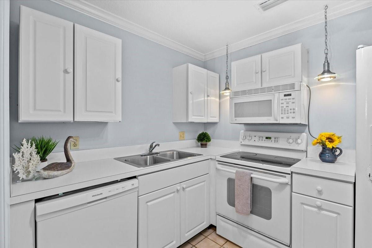 44 Vista Gardens Trl 206