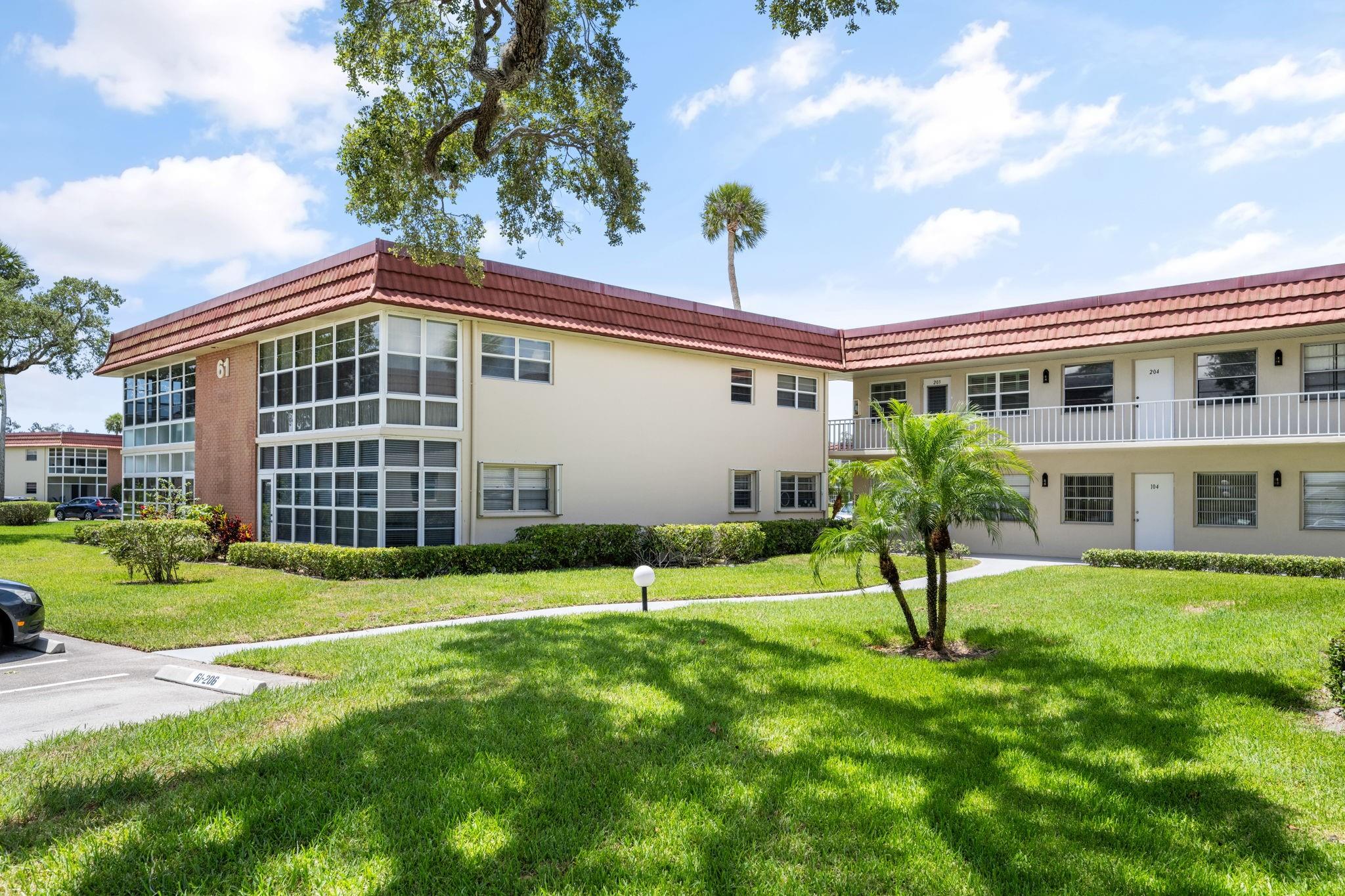 61 Woodland Dr