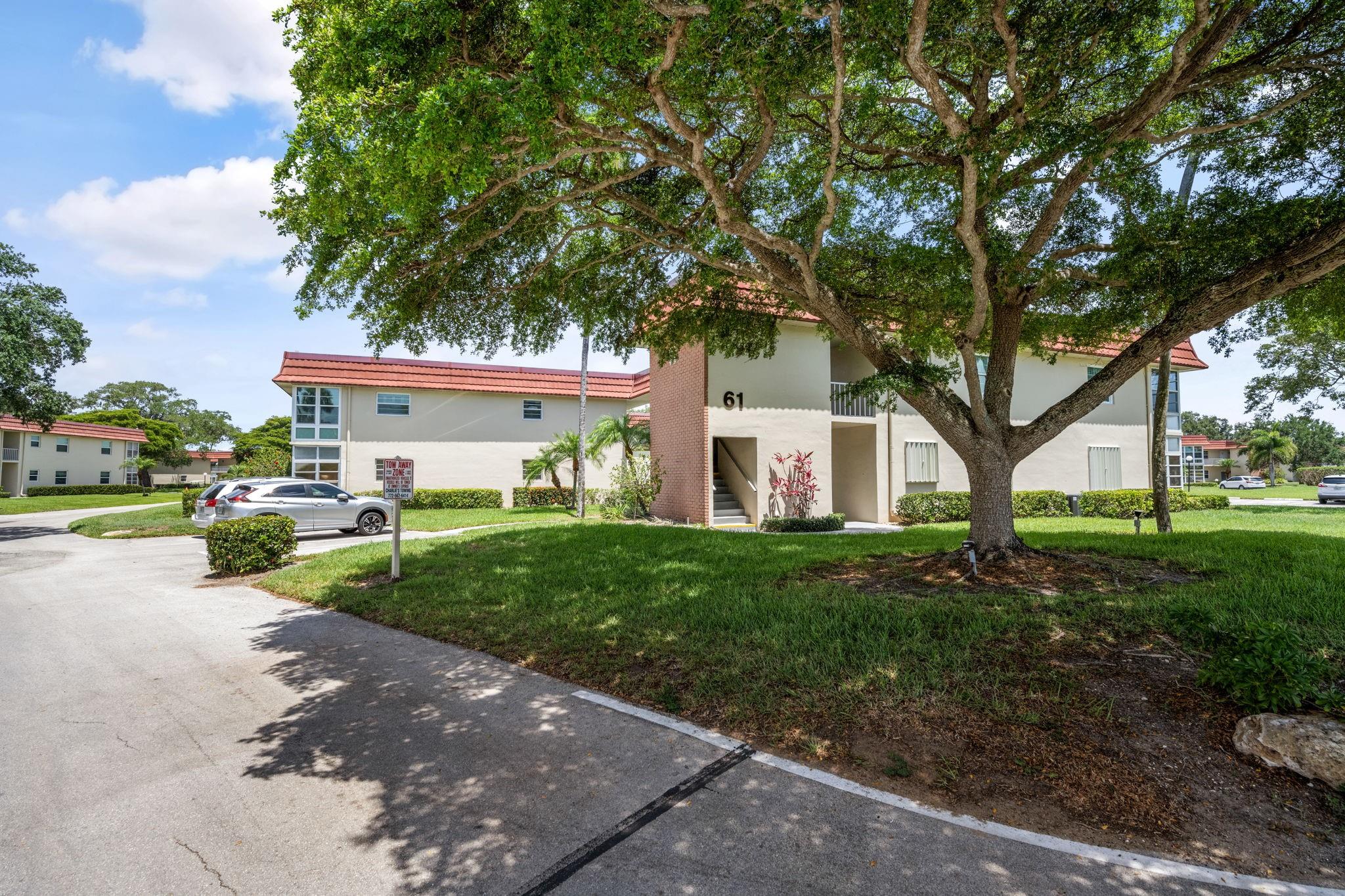 61 Woodland Dr