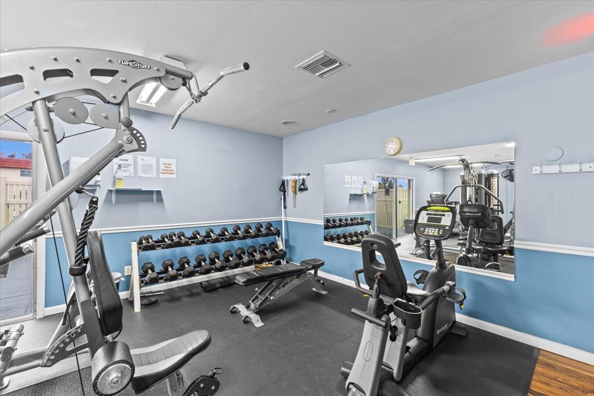 3 Vista Palm Ln 204