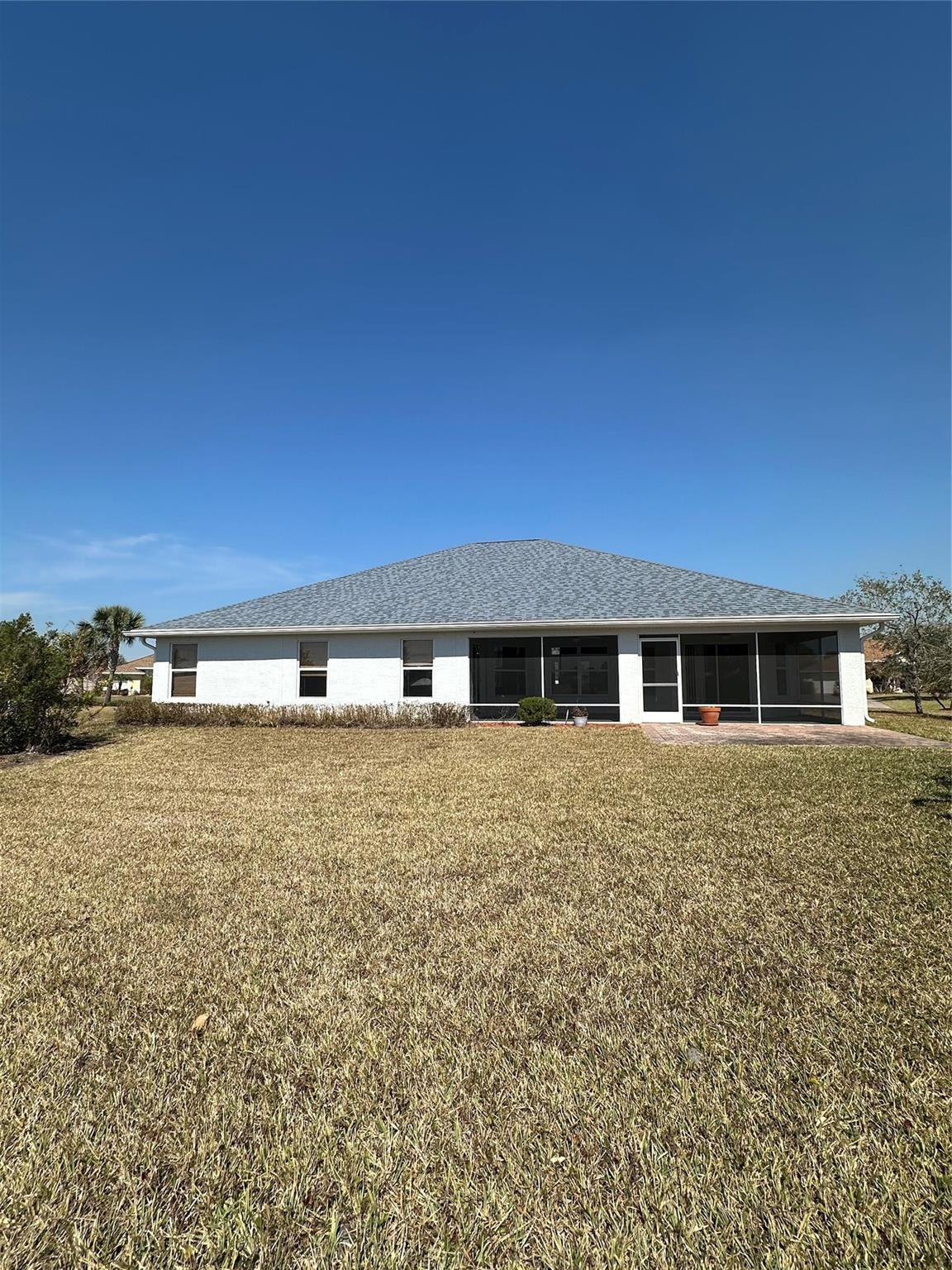 935 Southlakes Way