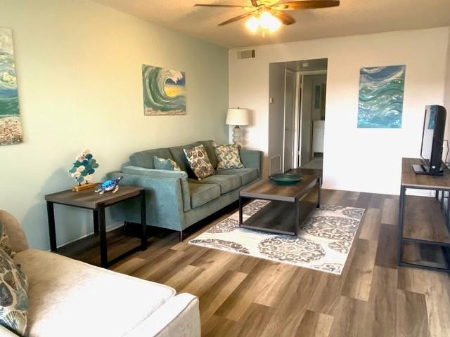 53 Woodland Dr 105