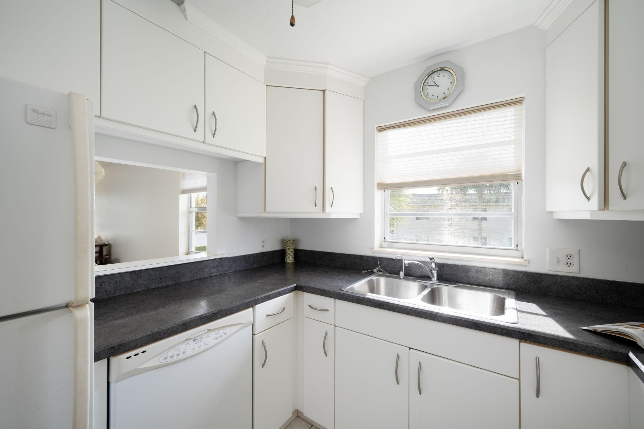 40 Vista Gardens Trl 201