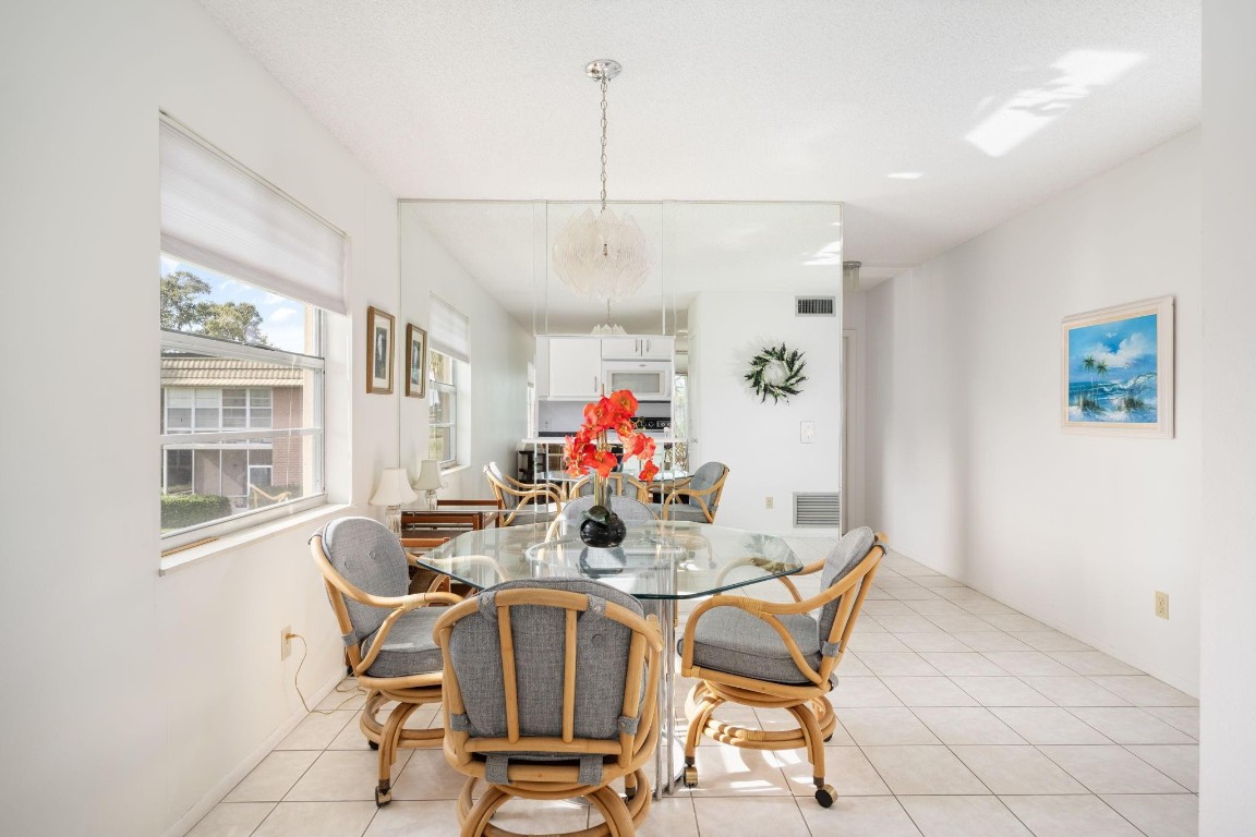 40 Vista Gardens Trl 201