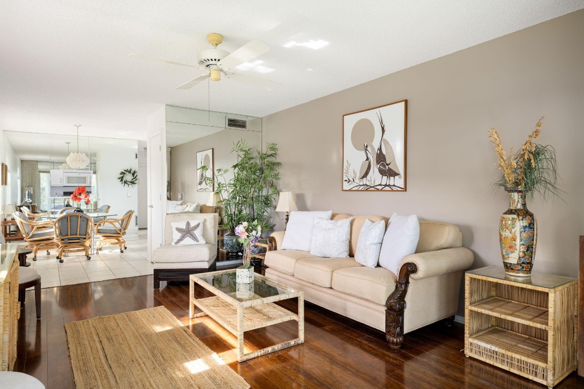 40 Vista Gardens Trl 201