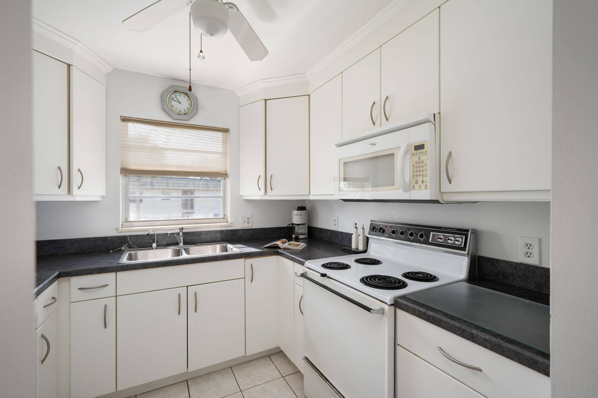 40 Vista Gardens Trl 201