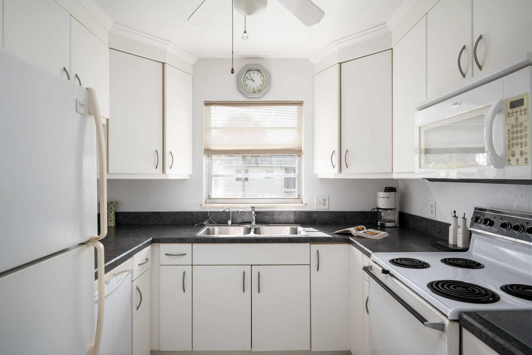 40 Vista Gardens Trl 201