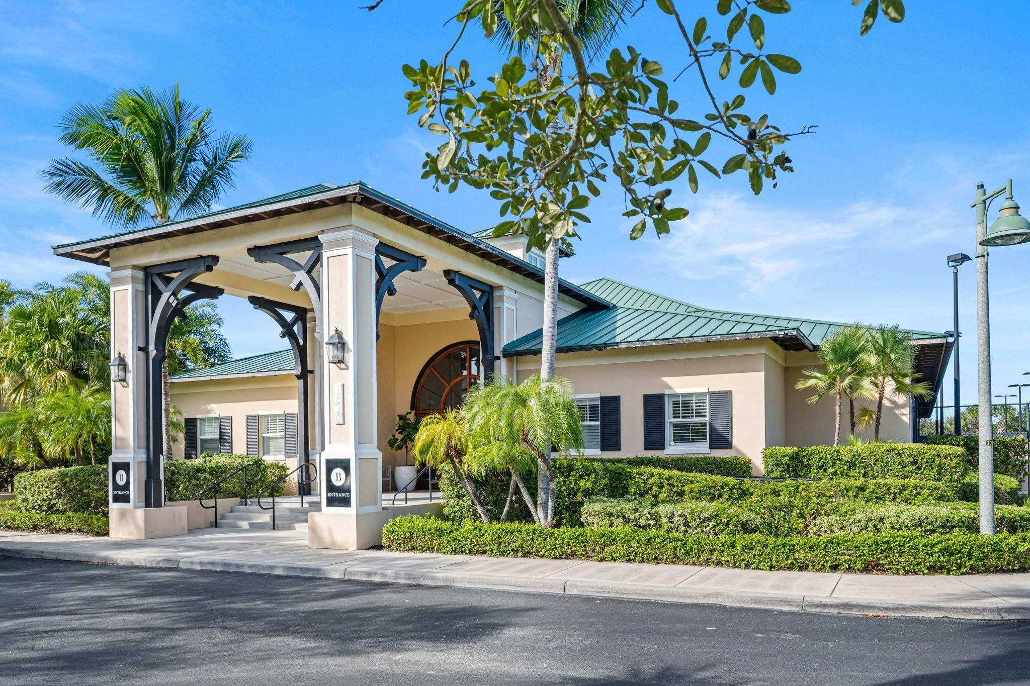 1639 Baseline Lane 1639