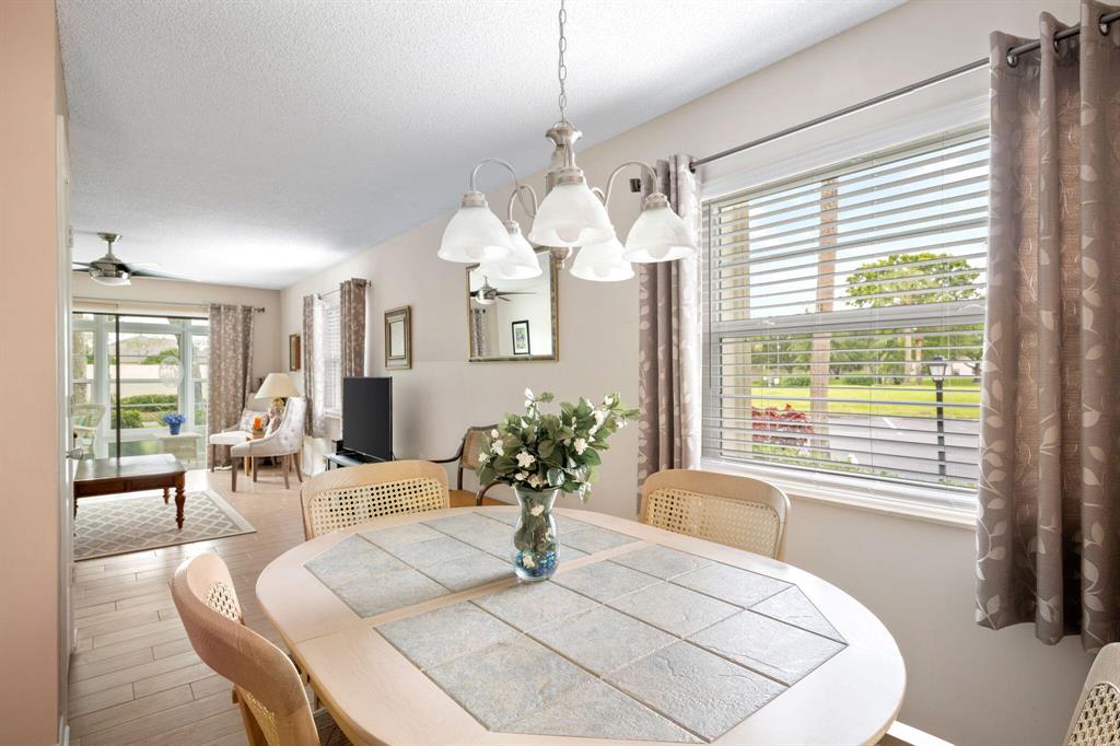 41 Vista Gardens Trail 101