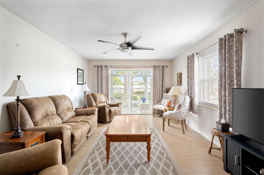 41 Vista Gardens Trail 101