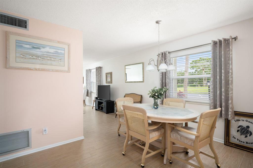 41 Vista Gardens Trail 101