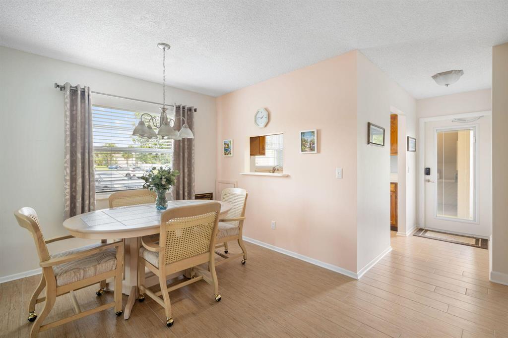41 Vista Gardens Trail 101