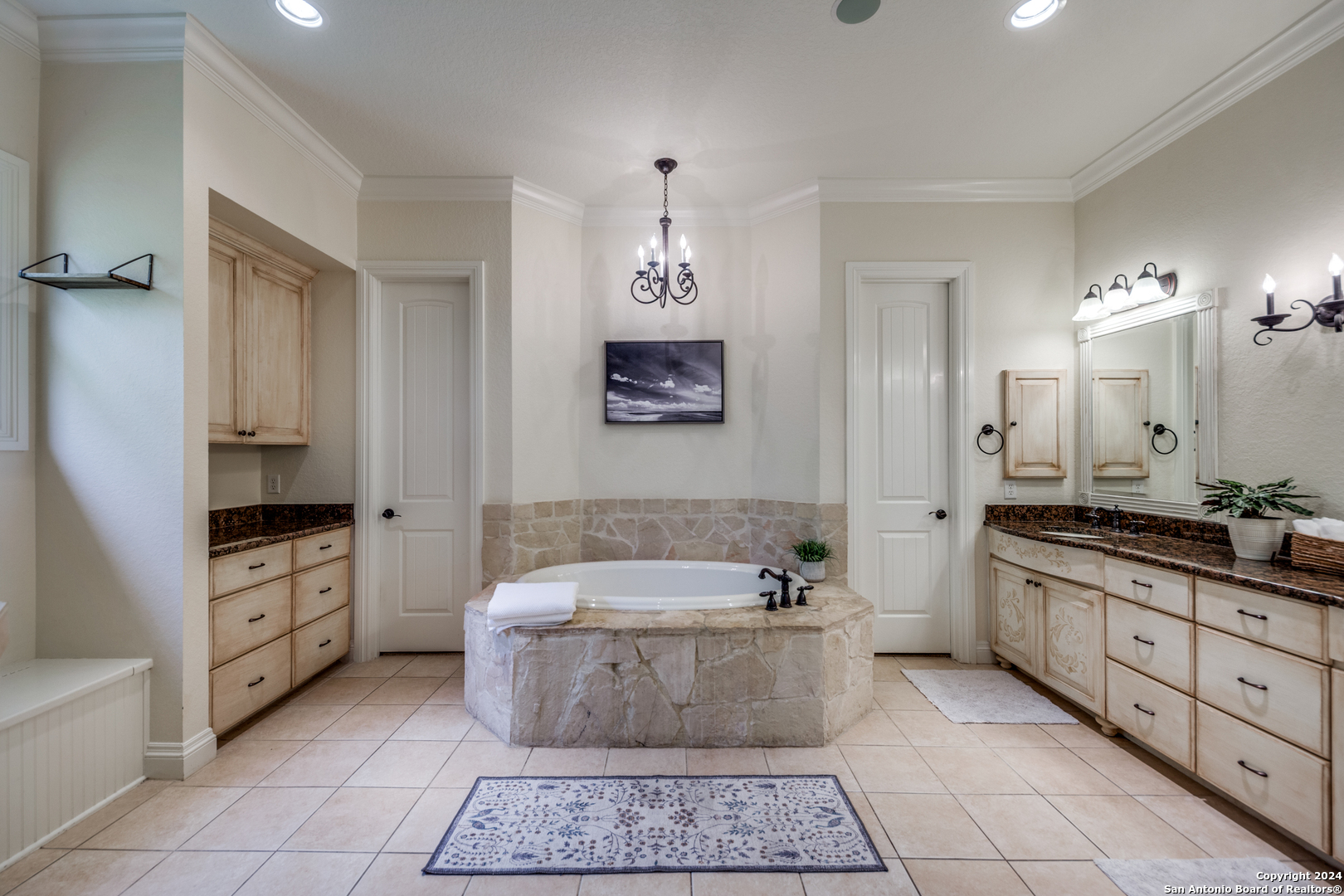 10826 REYES CANYONS