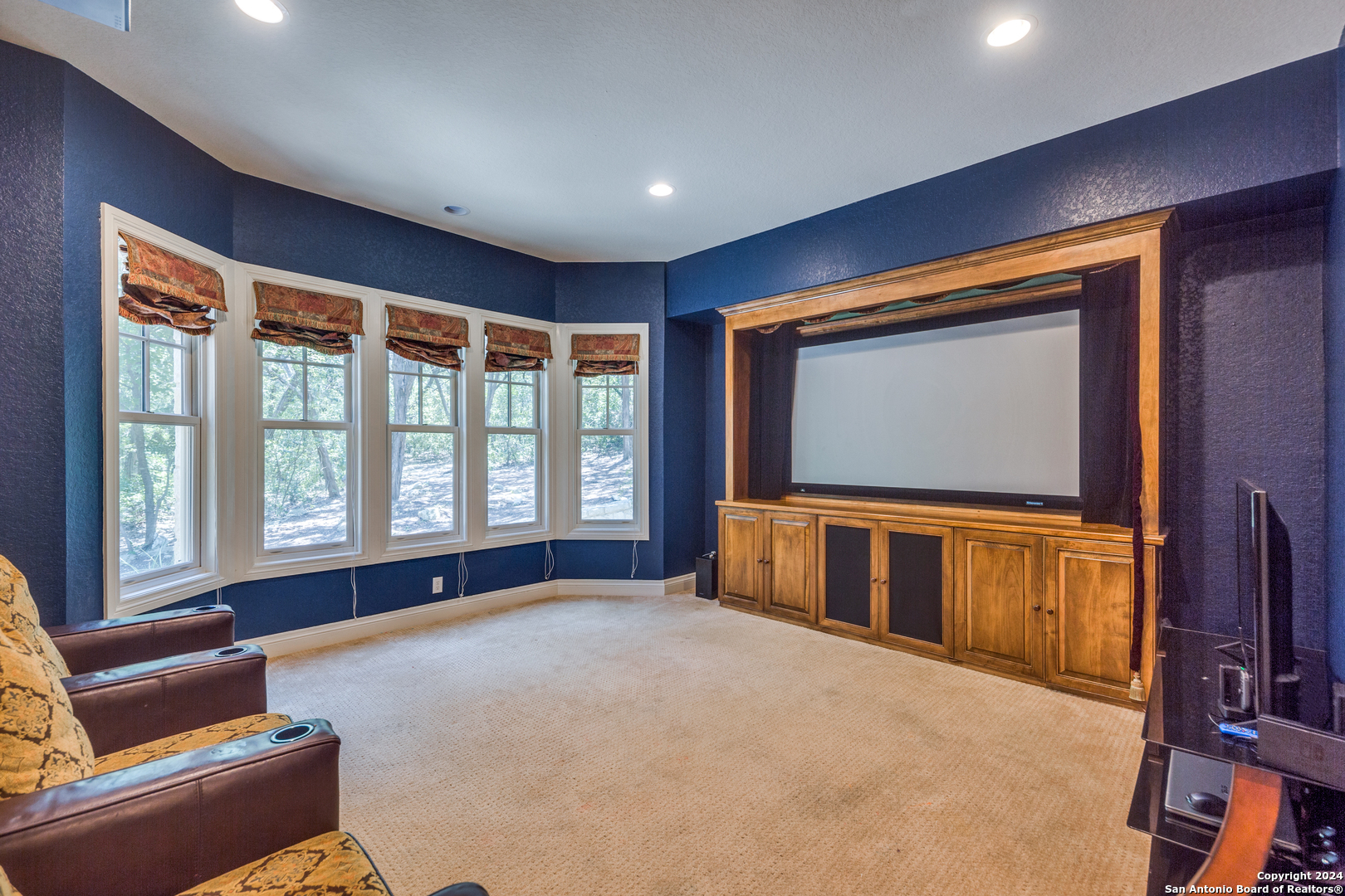 10826 REYES CANYONS