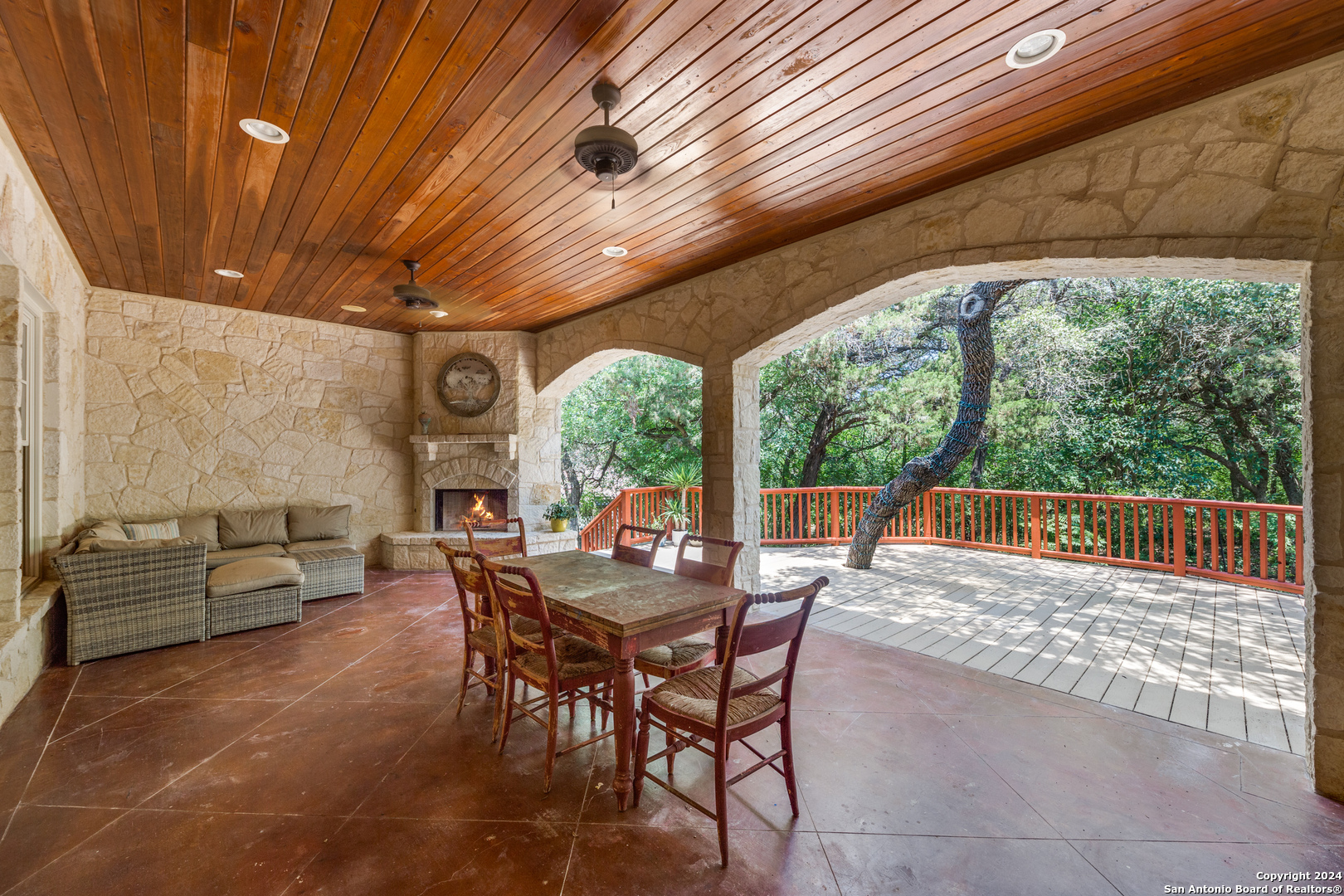 10826 REYES CANYONS
