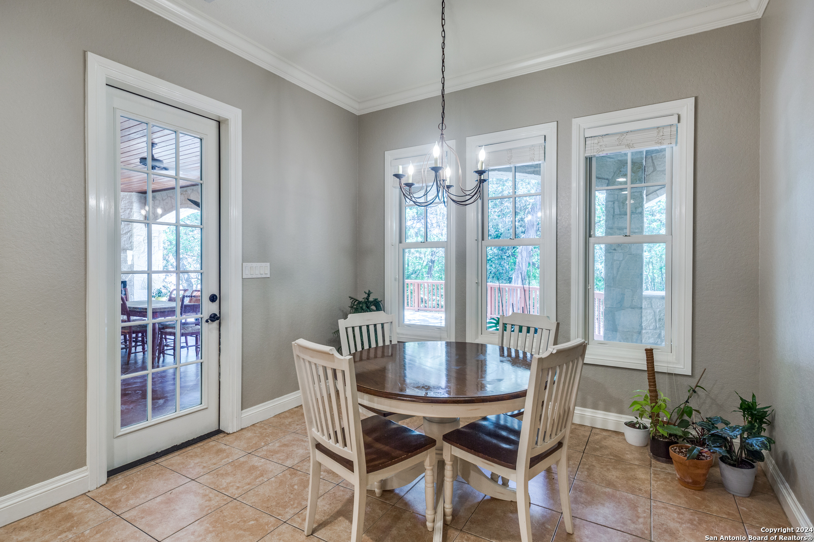 10826 REYES CANYONS