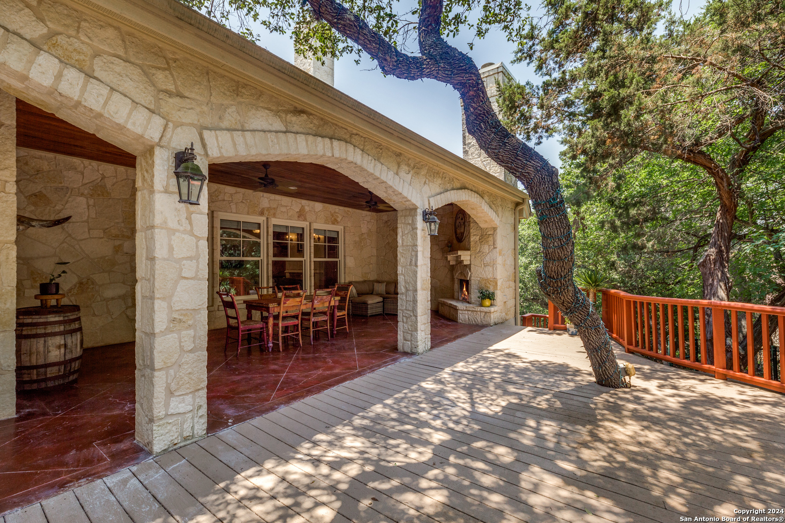 10826 REYES CANYONS