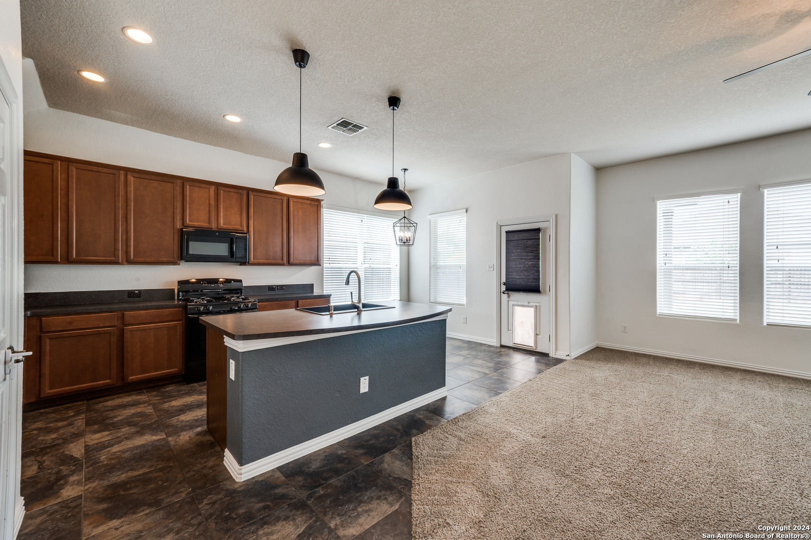 2115 ANTSLA SANDS
