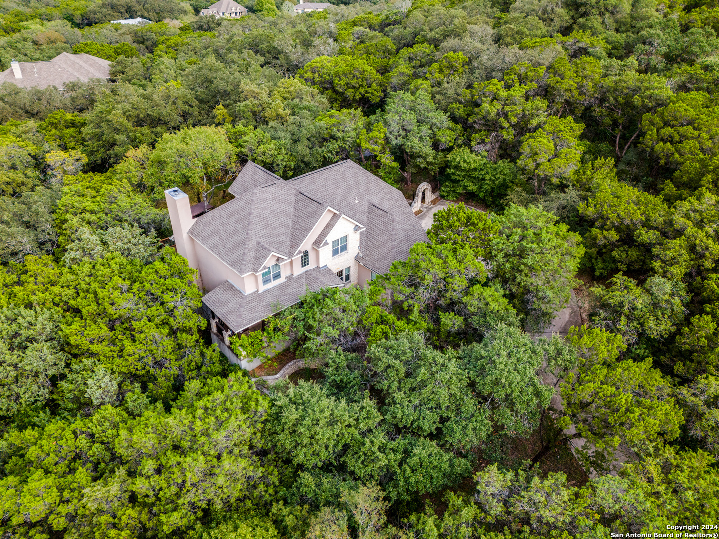 15656 ESCARPMENT OAK