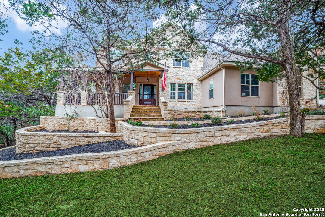 15656 ESCARPMENT OAK