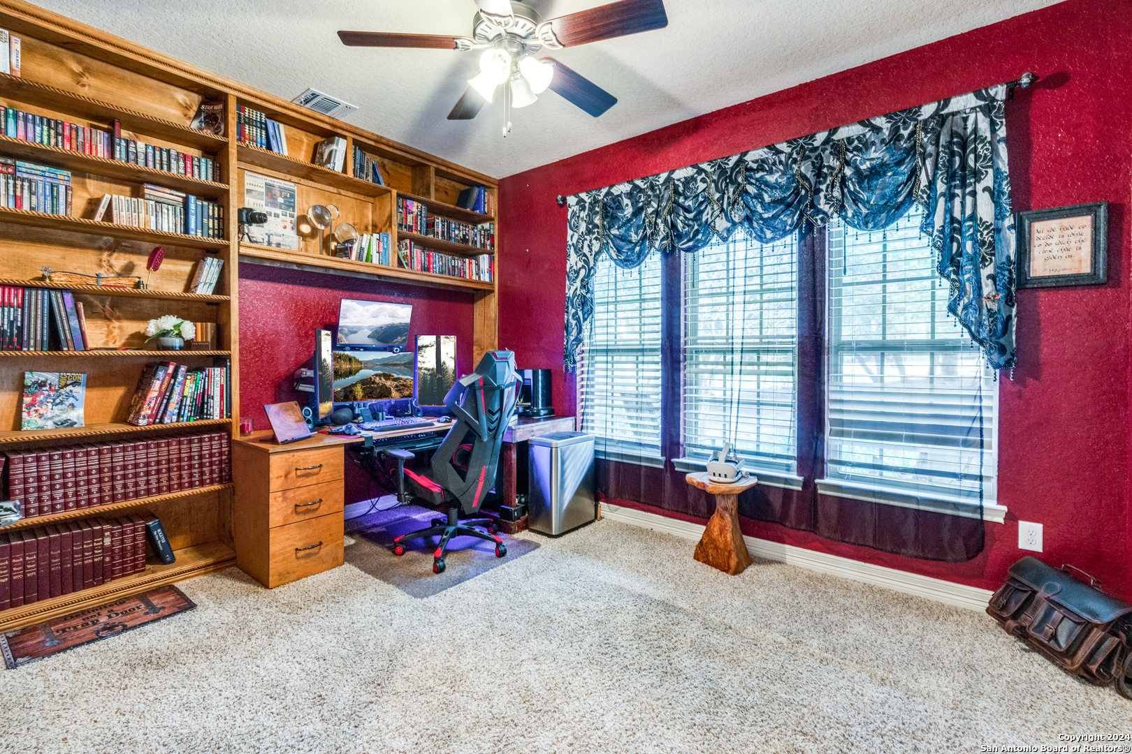 755 PANORAMA PT