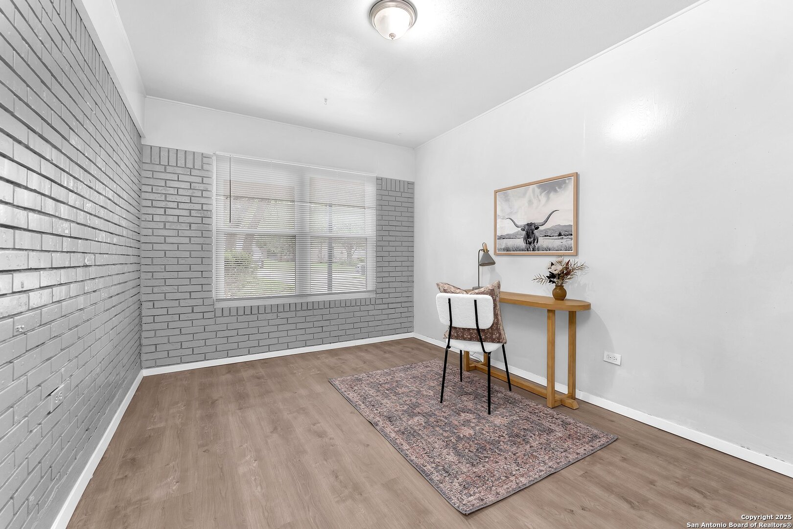 4627 Lyceum