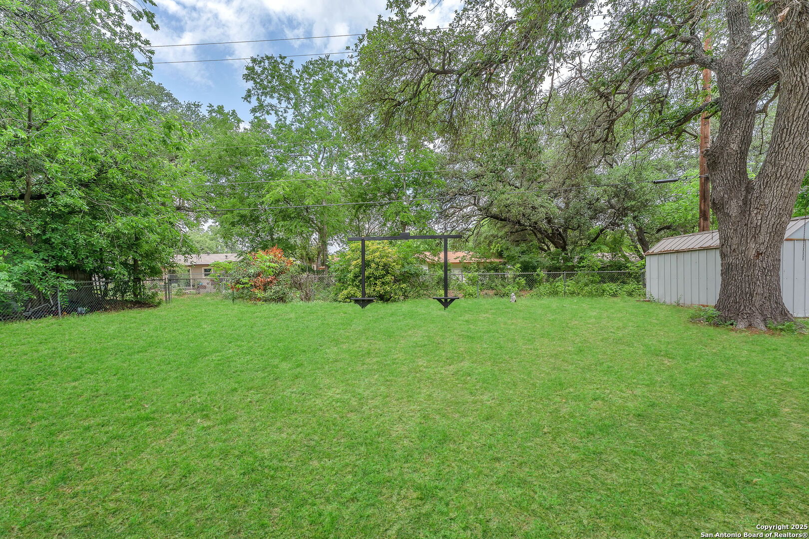 4627 Lyceum