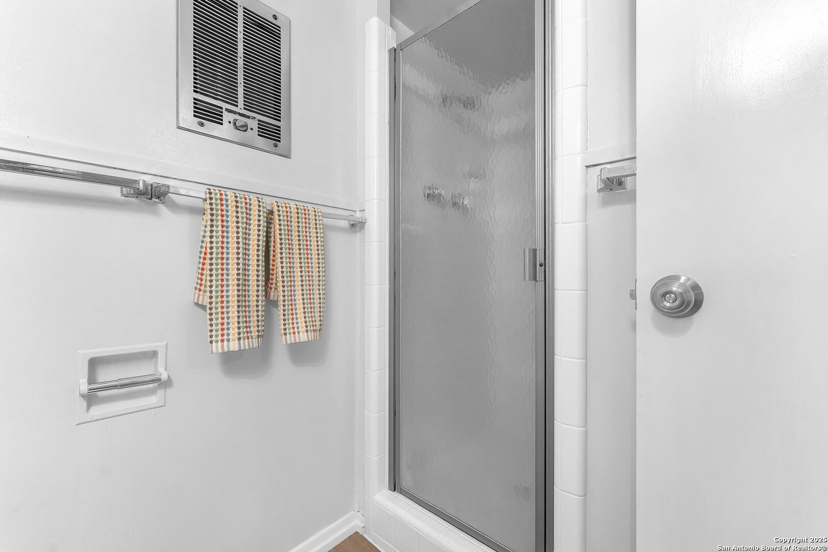 4627 Lyceum