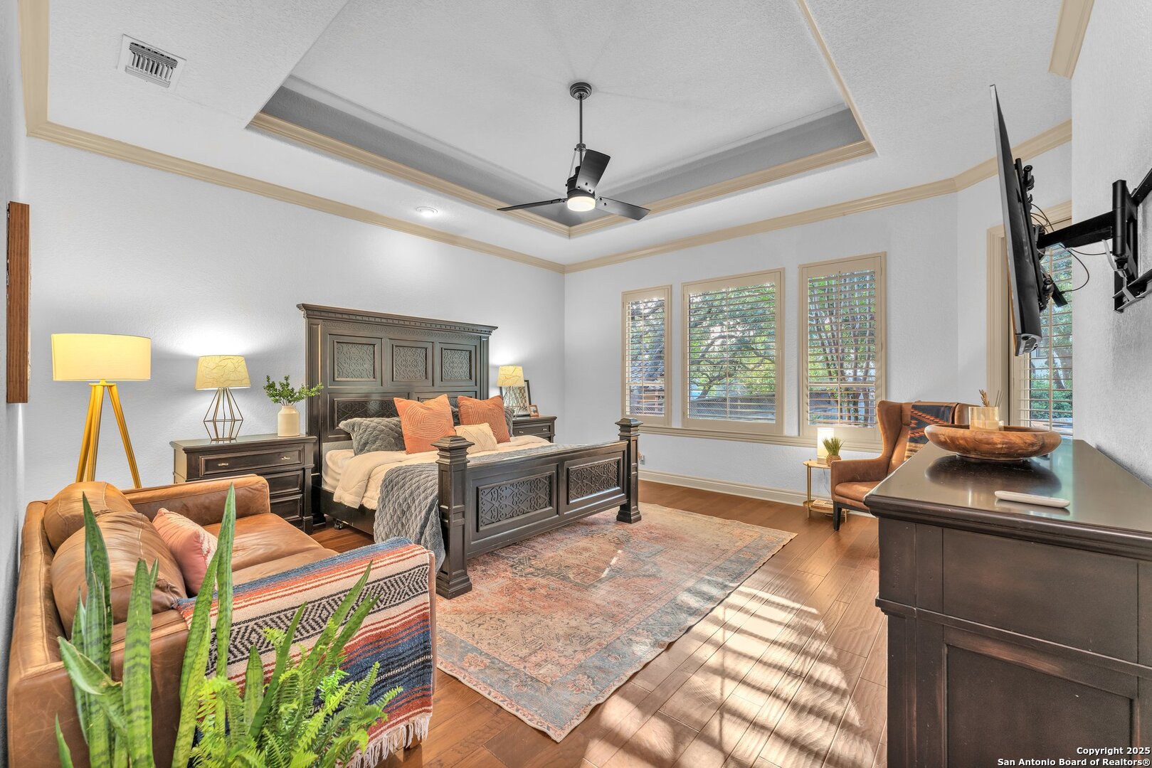 1015 Campanile