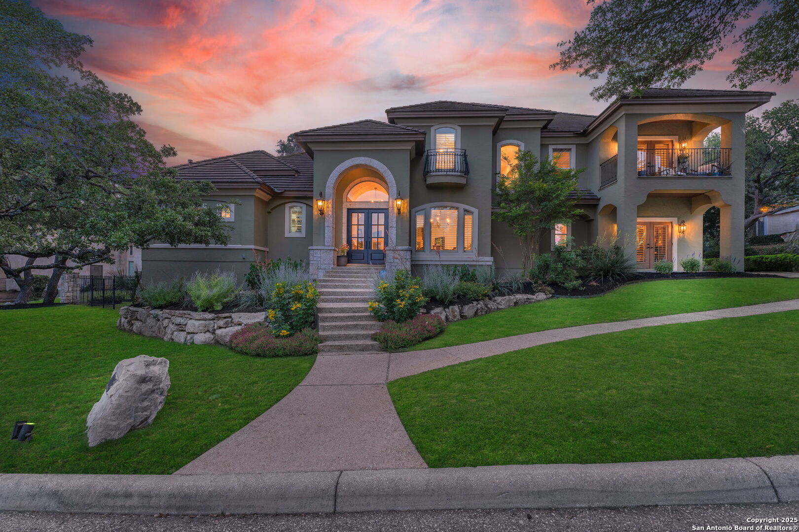 1015 Campanile