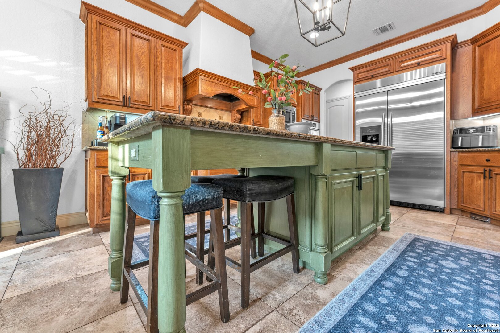 1015 Campanile