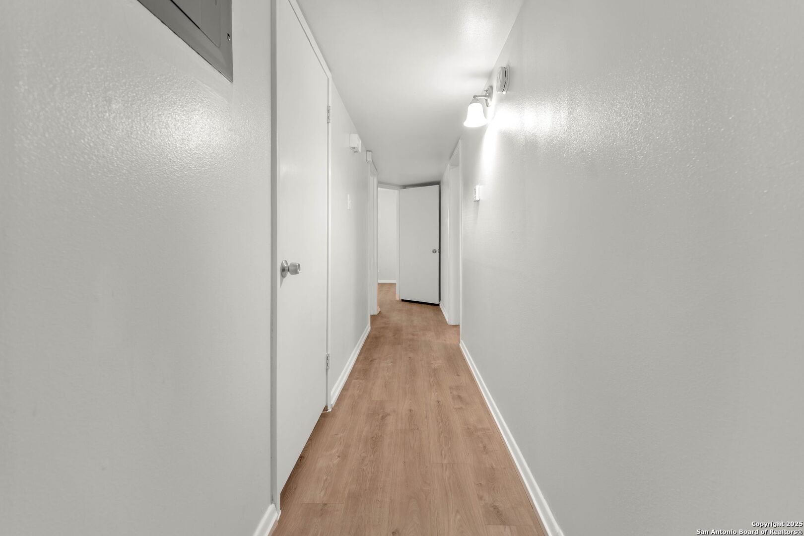 4627 Lyceum