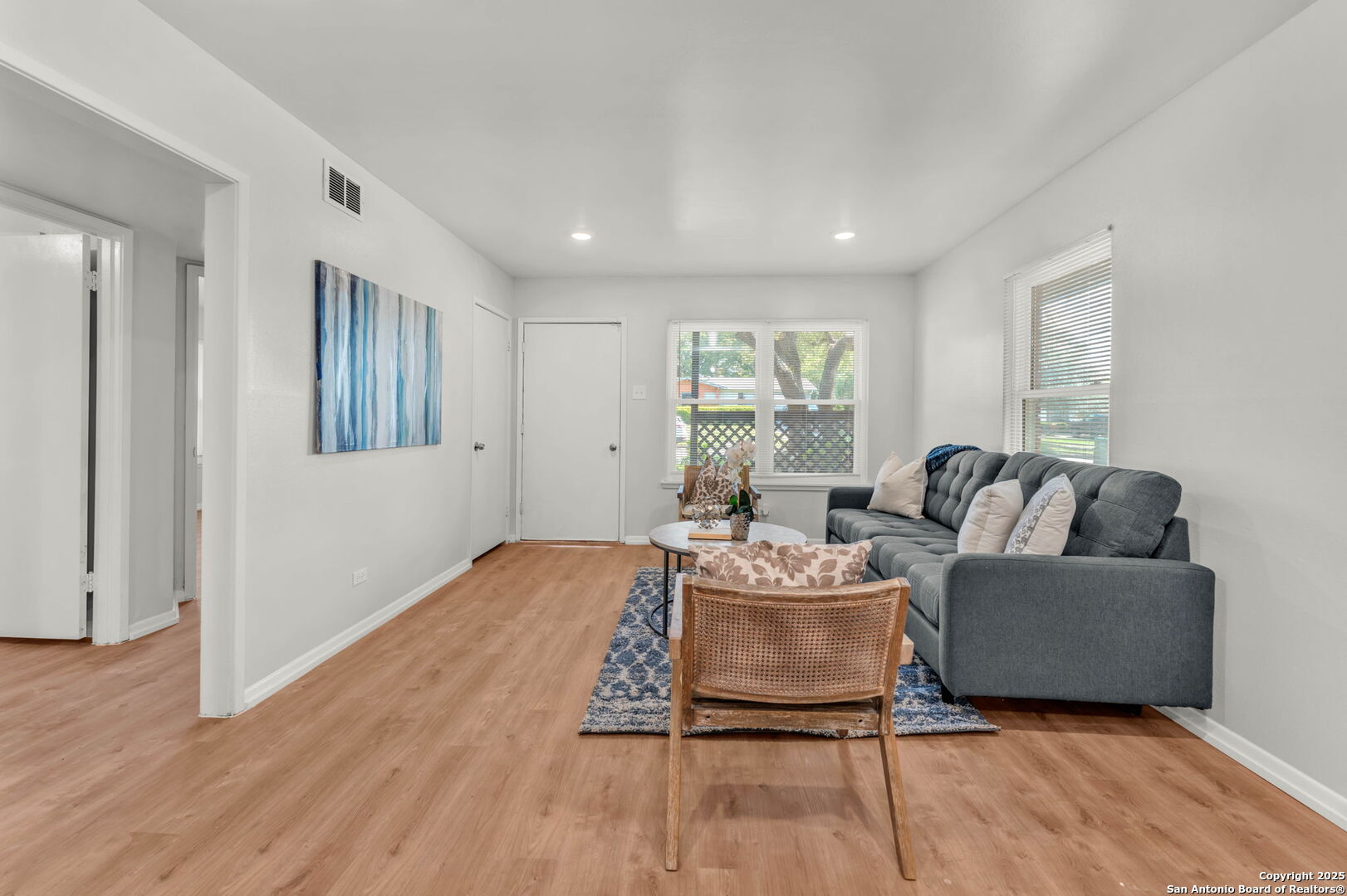 4627 Lyceum