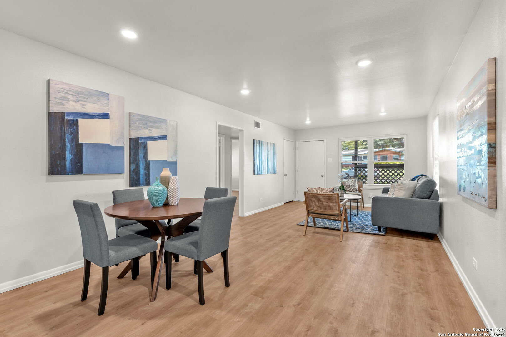 4627 Lyceum