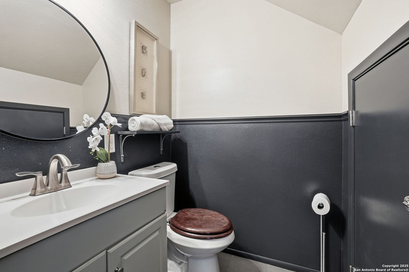 16415 Hillview Pass Dr