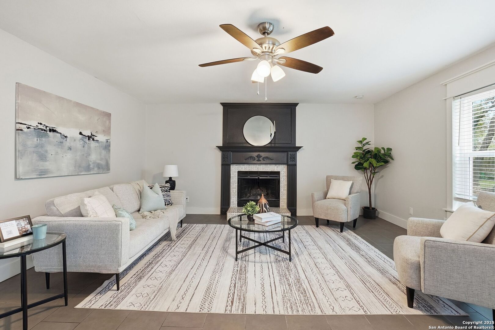 16415 Hillview Pass Dr