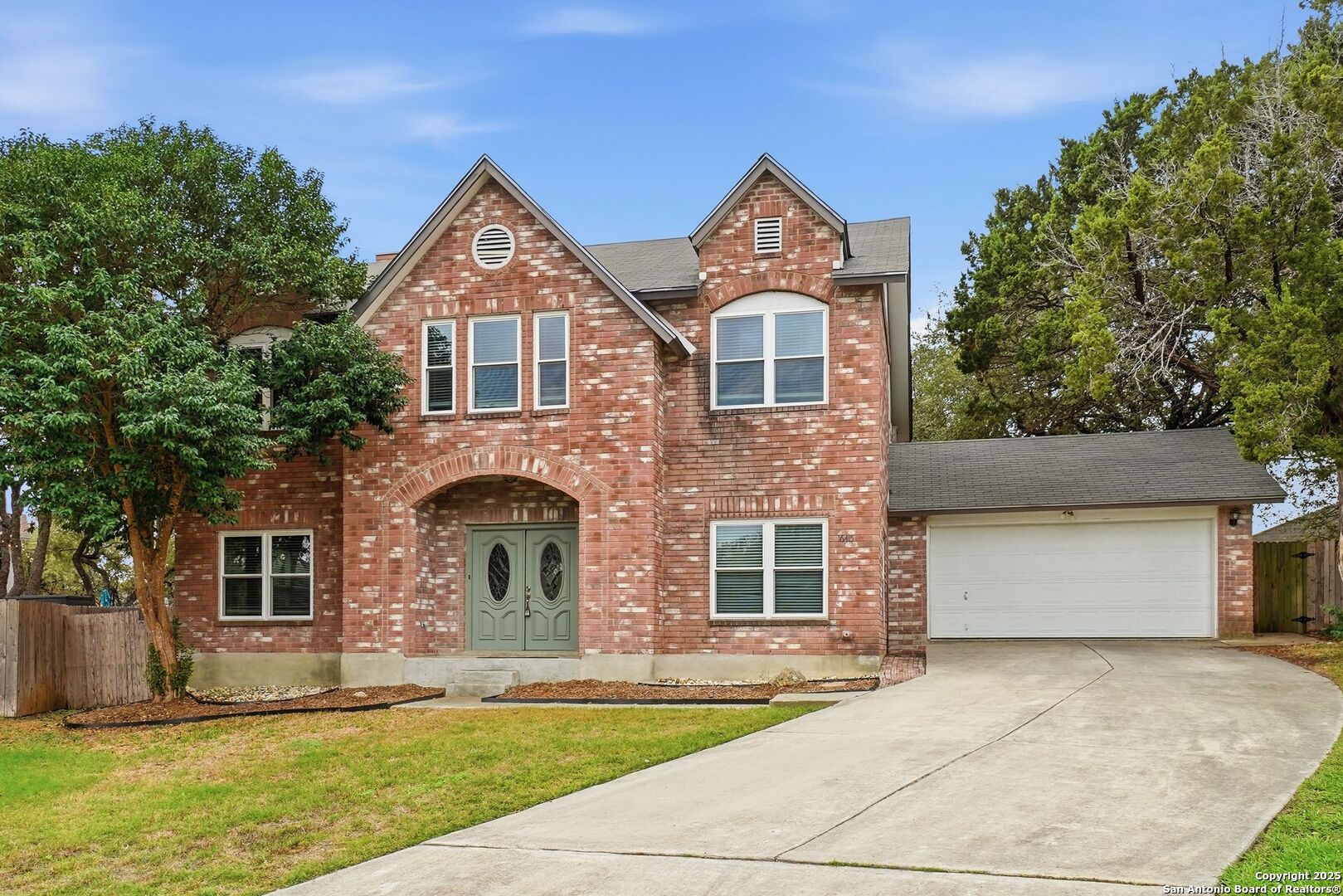 16415 Hillview Pass Dr