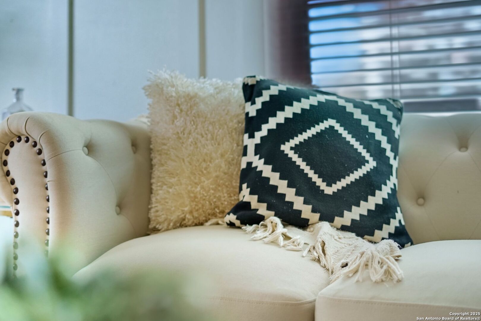 16415 Hillview Pass Dr