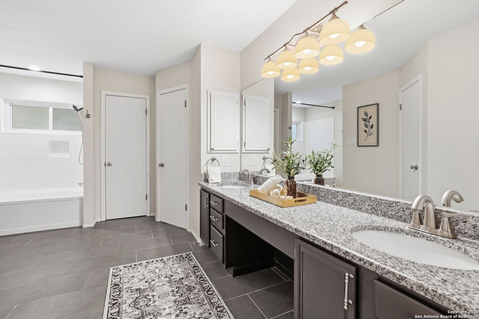 16415 Hillview Pass Dr