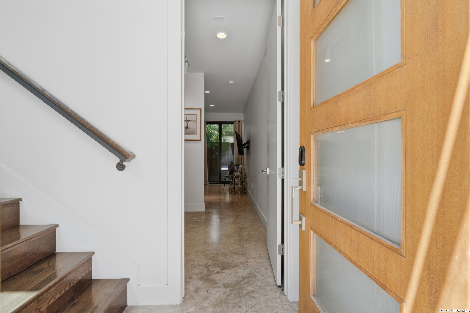 318 W Grayson St Unit: 303
