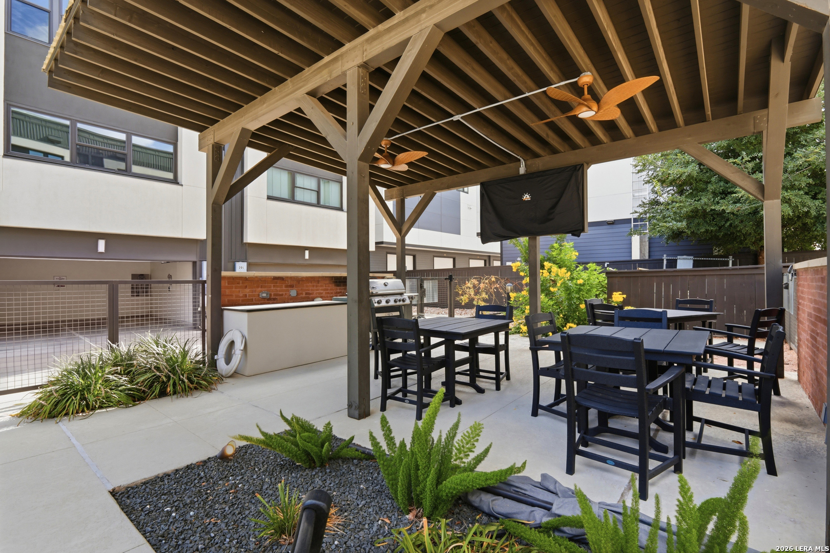 318 W Grayson St Unit: 303