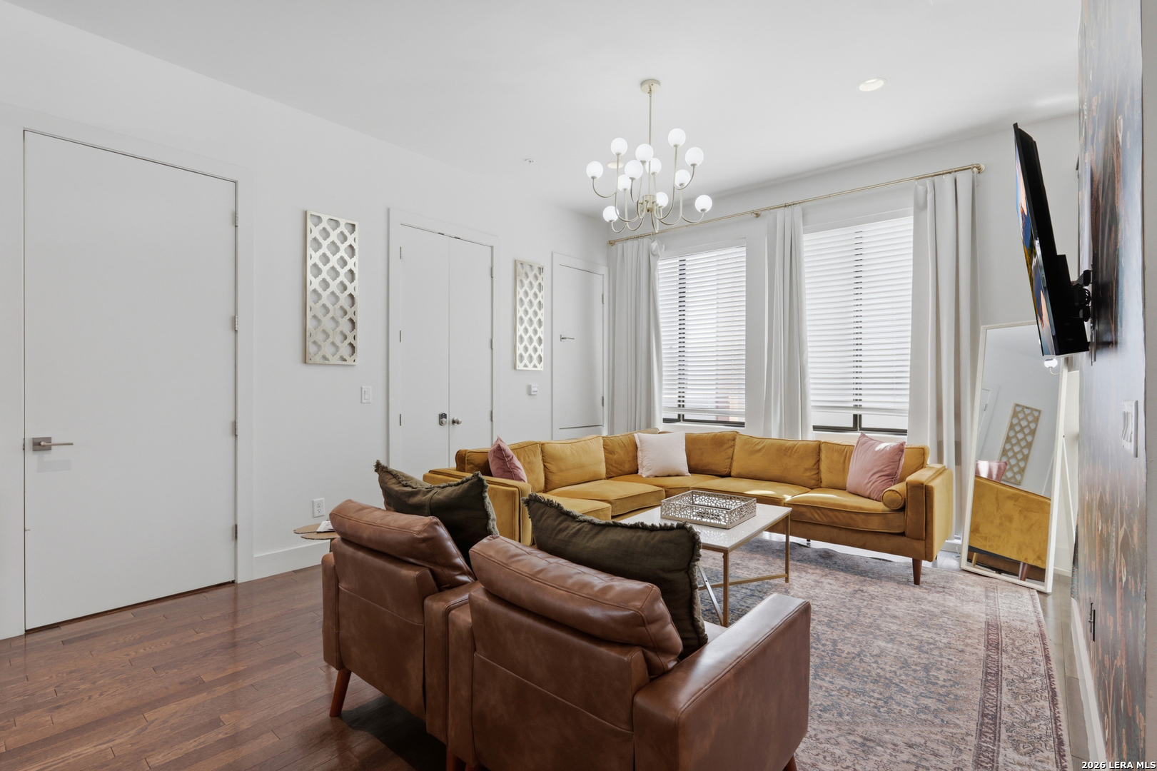 318 W Grayson St Unit: 303