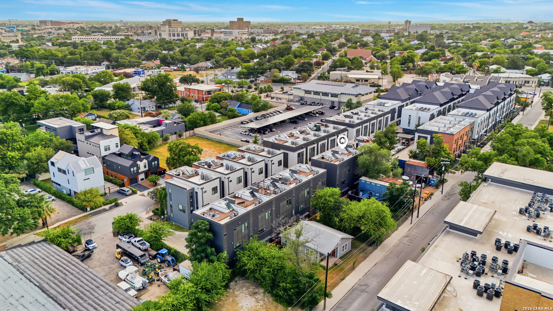 318 W Grayson St Unit: 303